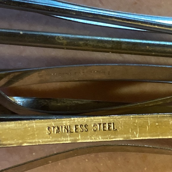 1950’s Vintage Hand Mixer - Stainless Steel cream handle on side - Picture 8 of 11